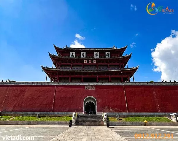 Tour Hà Khẩu Bình Biên Kiến Thủy Di Lặc Mông Tự - Lầu Triều Dương tiểu Thiên An Môn tại Kiến Thủy