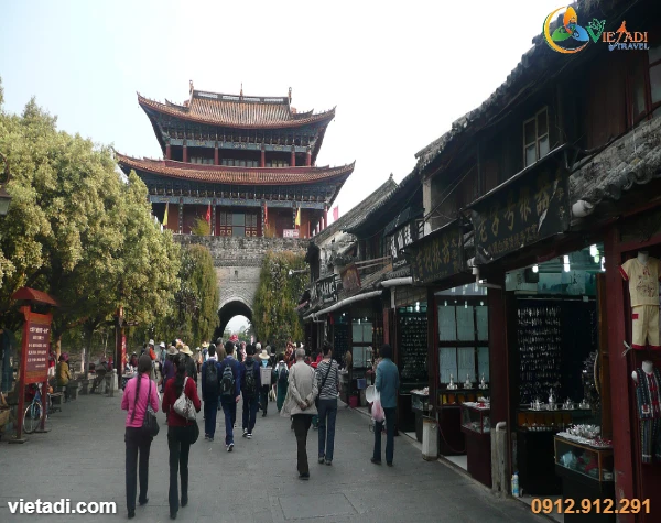 Tour Trung Quốc Côn Minh - Đại Lý 4 Ngày 4 Đêm - Đi Về Nơi Có Gió, Tàu Cao Tốc Hà Khẩu