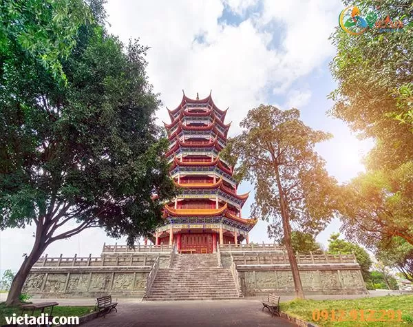 Tour Hà Khẩu Bình Biên Kiến Thủy Di Lặc Mông Tự 4 Ngày 4 Đêm