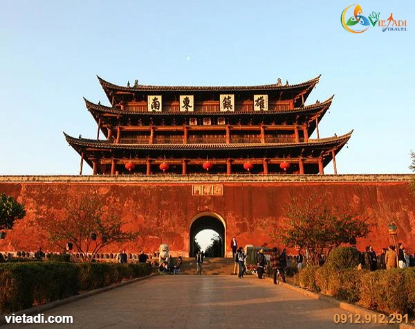 Tour Bình Biên - Di Lặc - Kiến Thủy - Mông Tự 3 Ngày 3 Đêm - Thưởng Thức Bún Qua Cầu