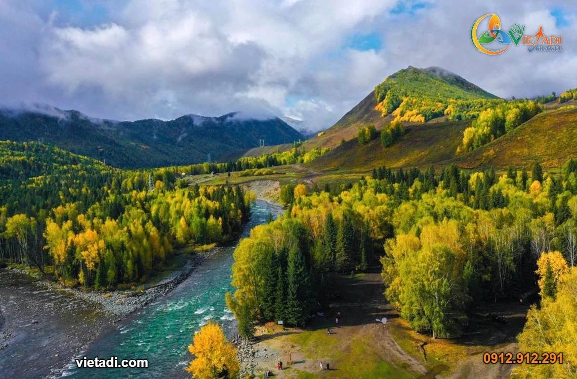 Tour Trung Quốc Bắc Tân Cương Mùa Thu - Urumqi Kanas Hemu Yining 8 Ngày 7 Đêm - No Shopping