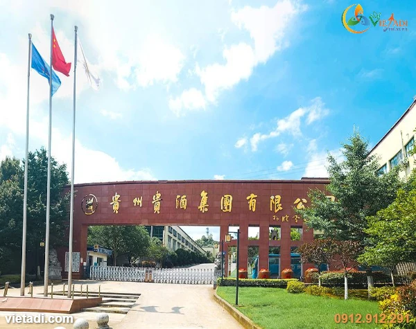 Nhà máy rượu tại Quý Châu nhìn từ trên cao