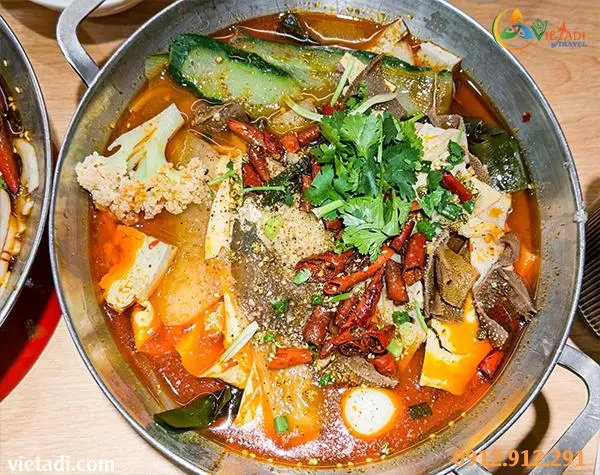 Tour Trung Quốc: 8 Tuyến Điểm Đẹp Nhất Và Kinh Nghiệm Đi 2026
