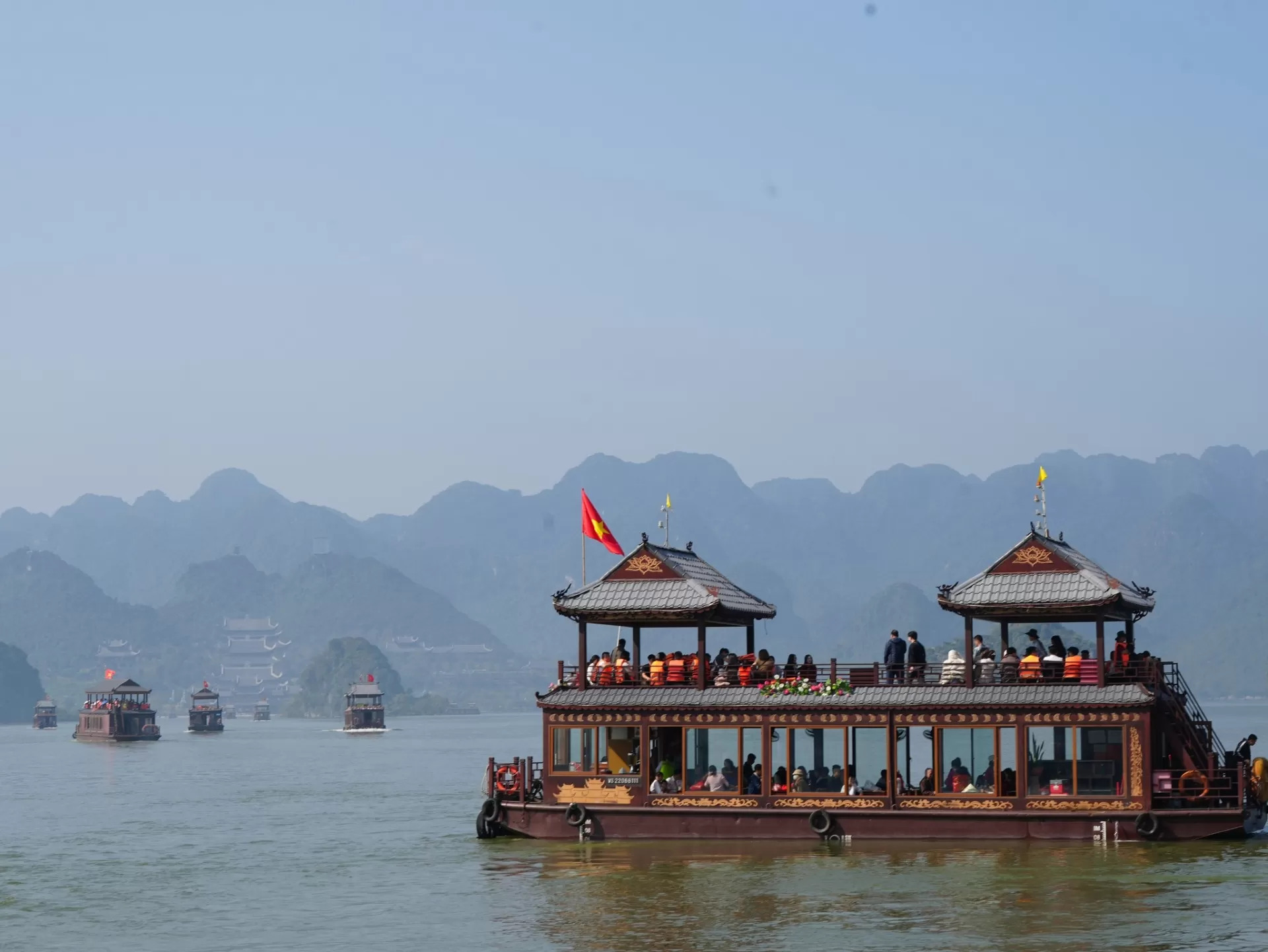 Tour Tam Chúc - Di Tích Nhà Máy in Tiền Đầu Tiên VN - Đầm Đa