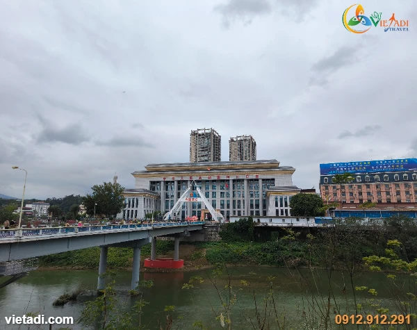 Tour Bình Biên - Di Lặc - Kiến Thủy - Mông Tự 3 Ngày 3 Đêm - Thưởng Thức Bún Qua Cầu
