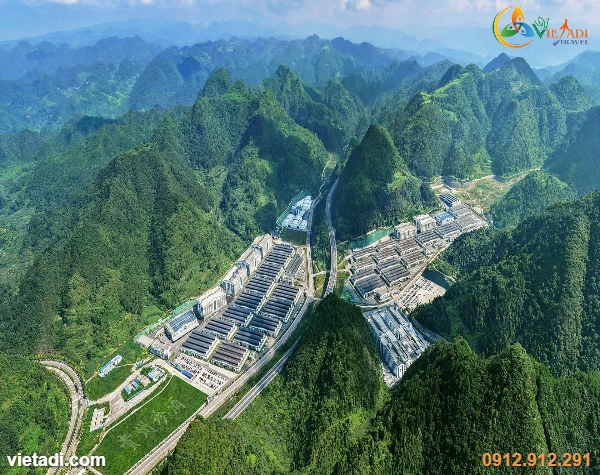 Tour Quý Châu 5N4Đ Từ Hà Nội: Tây Giang Miêu Trại – Thanh Nham Cổ Trấn