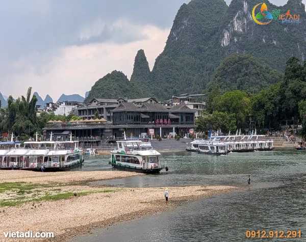 Tour Quế Lâm – Dương Sóc 4N3Đ: Sông Ly Giang – Tiệc Bàn Dài – Đốt Lửa Trại