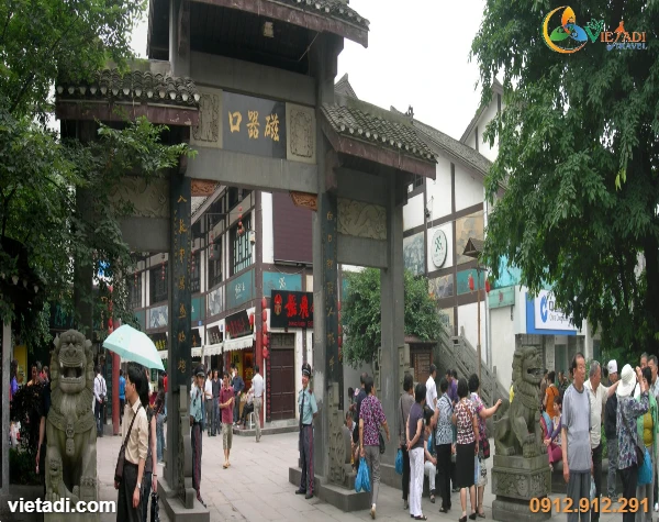 Tour Trung Quốc Hà Nội - Trùng Khánh - Cửu Trại Câu - Từ Khí Khẩu - Hồng Nhai Động 6 Ngày 5 Đêm